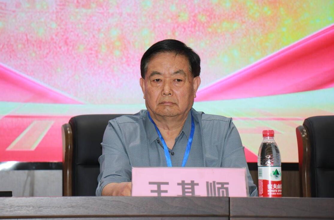 黃河科技學(xué)院遠(yuǎn)程與繼續(xù)教育學(xué)院院長王其順